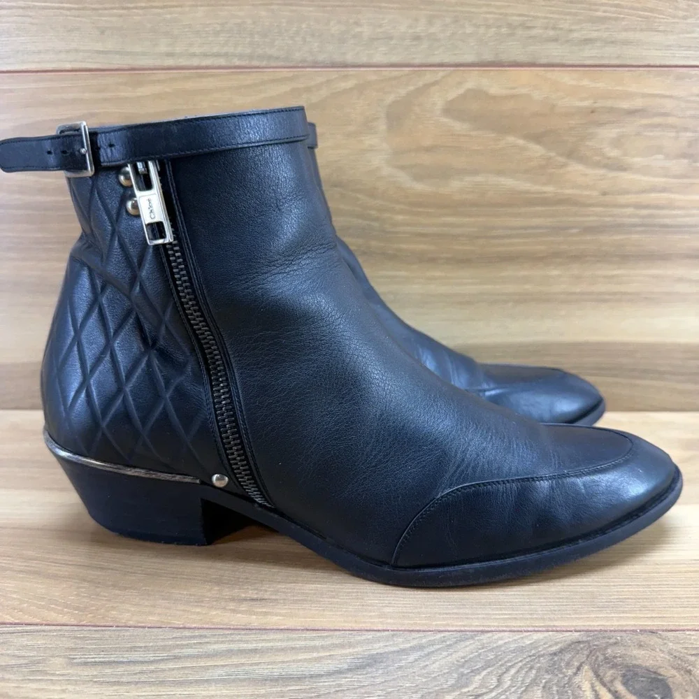 CHLOE Ankle Boots Quilted Western Womens 8 EU 38 Black Leather Zip Buckle Chic